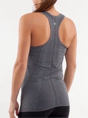 Sold /// Women’s Swiftly Tech Racerback Tank Top - Size 4